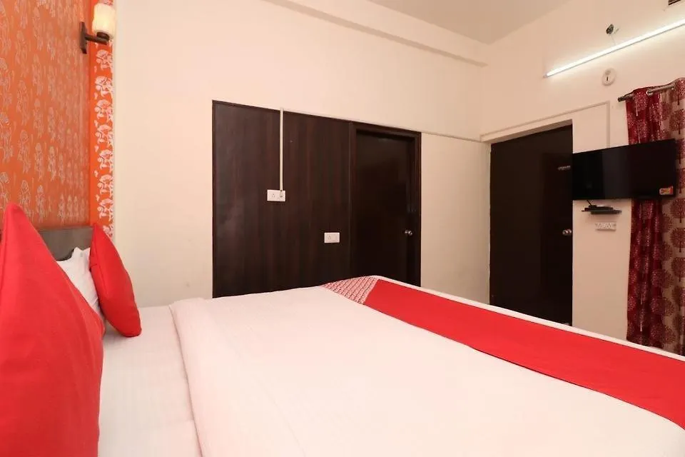 Hotel Taj Paradise Agra