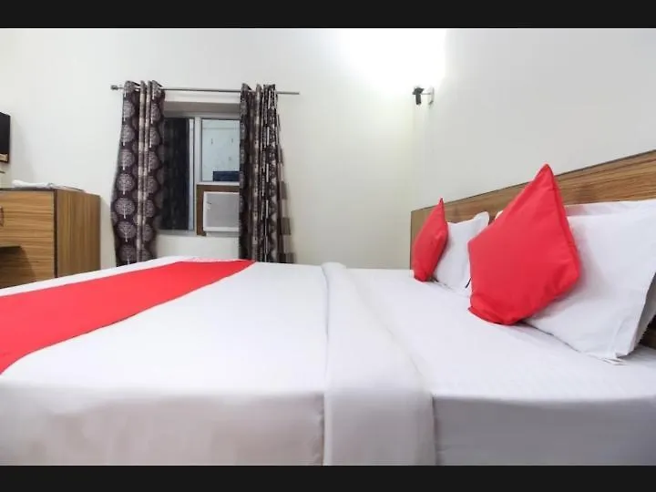 ***  Hotel Taj Paradise Agra  Hindistan
