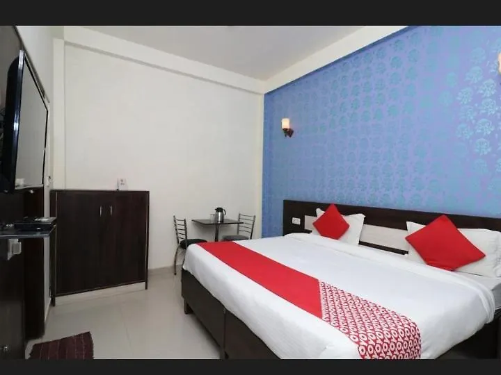 Hotel Taj Paradise Agra   Agra (Uttar Pradesh)