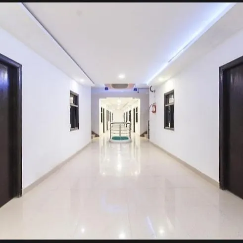 Hotel Taj Paradise Agra